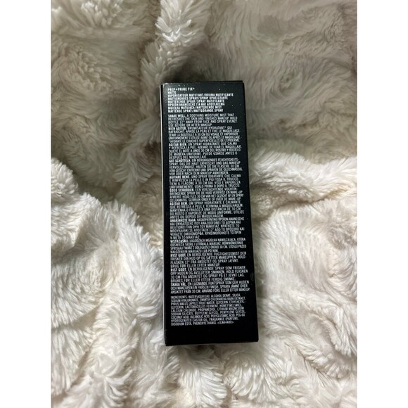 Mac Cosmetics Fix + Matte Setting Spray - Picture 5 of 6